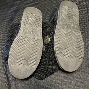 UGG Australia black classic cardy II knit  boot size 9